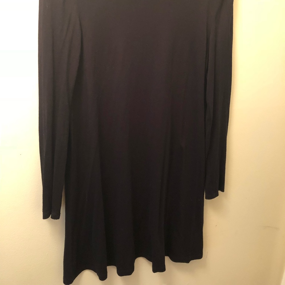 Basic dress🎀 - Picture 2 of 2